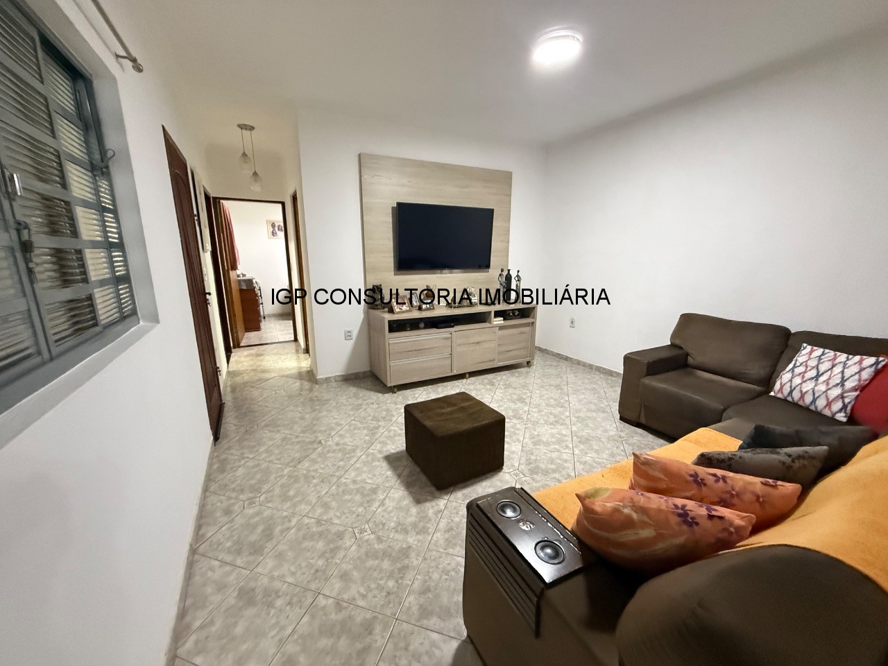 Chácara à venda em Indaiatuba-SP, Colinas de Indaiatuba: 3 quartos, 2 suítes, 2 salas, 4 banheiros, 2 vagas, 246m².