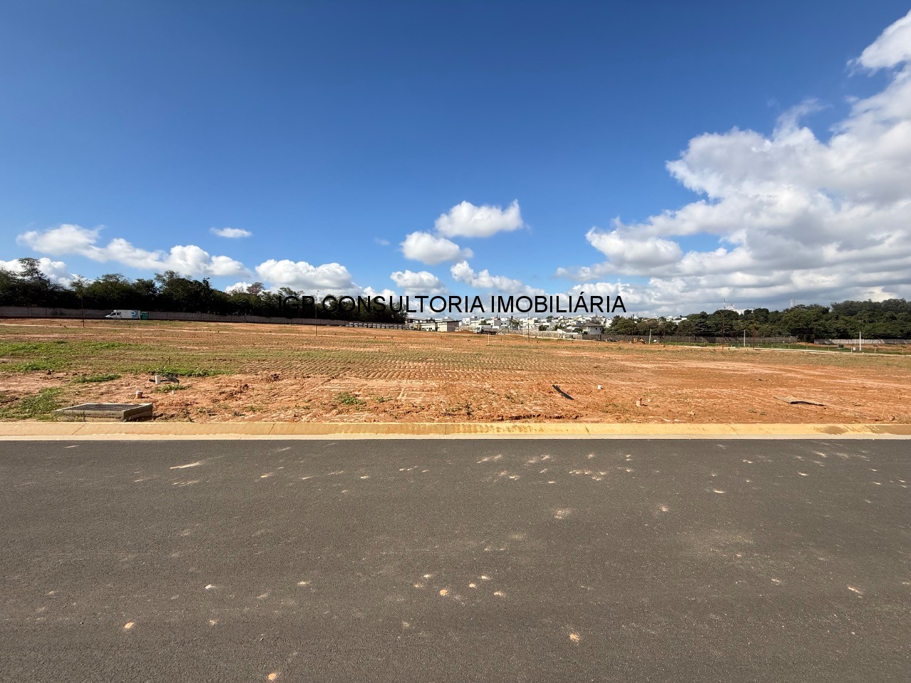 Terreno em condomínio à venda em indaiatuba-sp jardim maison