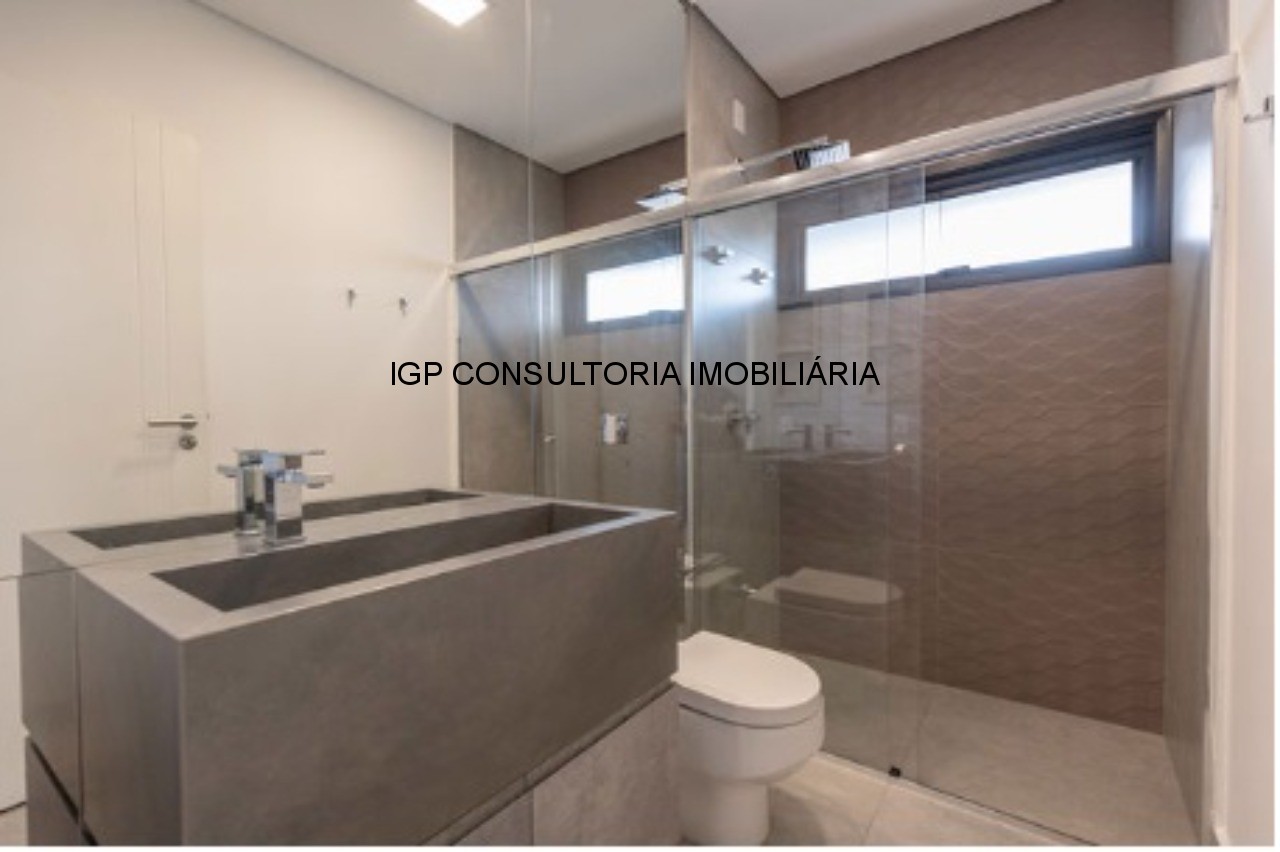 Luxuosa casa em condomínio à venda em Indaiatuba-SP, Jardim Vila Paradiso: 4 quartos, 3 suítes, 3 salas, 3 vagas, 515m². Venha conferir!