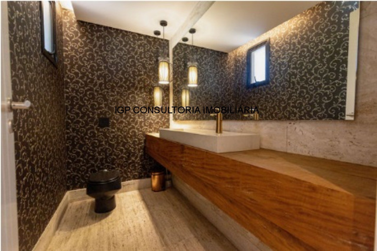 Luxuosa casa em condomínio à venda em Indaiatuba-SP, Jardim Vila Paradiso: 4 quartos, 3 suítes, 3 salas, 3 vagas, 515m². Venha conferir!