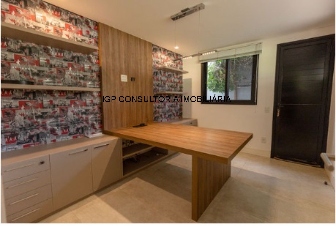 Luxuosa casa em condomínio à venda em Indaiatuba-SP, Jardim Vila Paradiso: 4 quartos, 3 suítes, 3 salas, 3 vagas, 515m². Venha conferir!