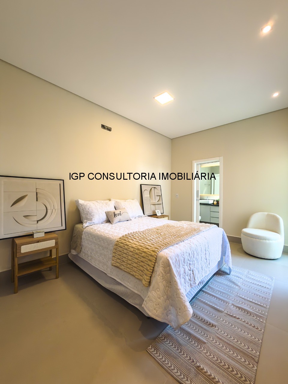 Casa em Condomínio de Luxo com 3 Suítes à Venda em Indaiatuba-SP - Jardim Residencial Dona Maria Cândida - 221,90 m²