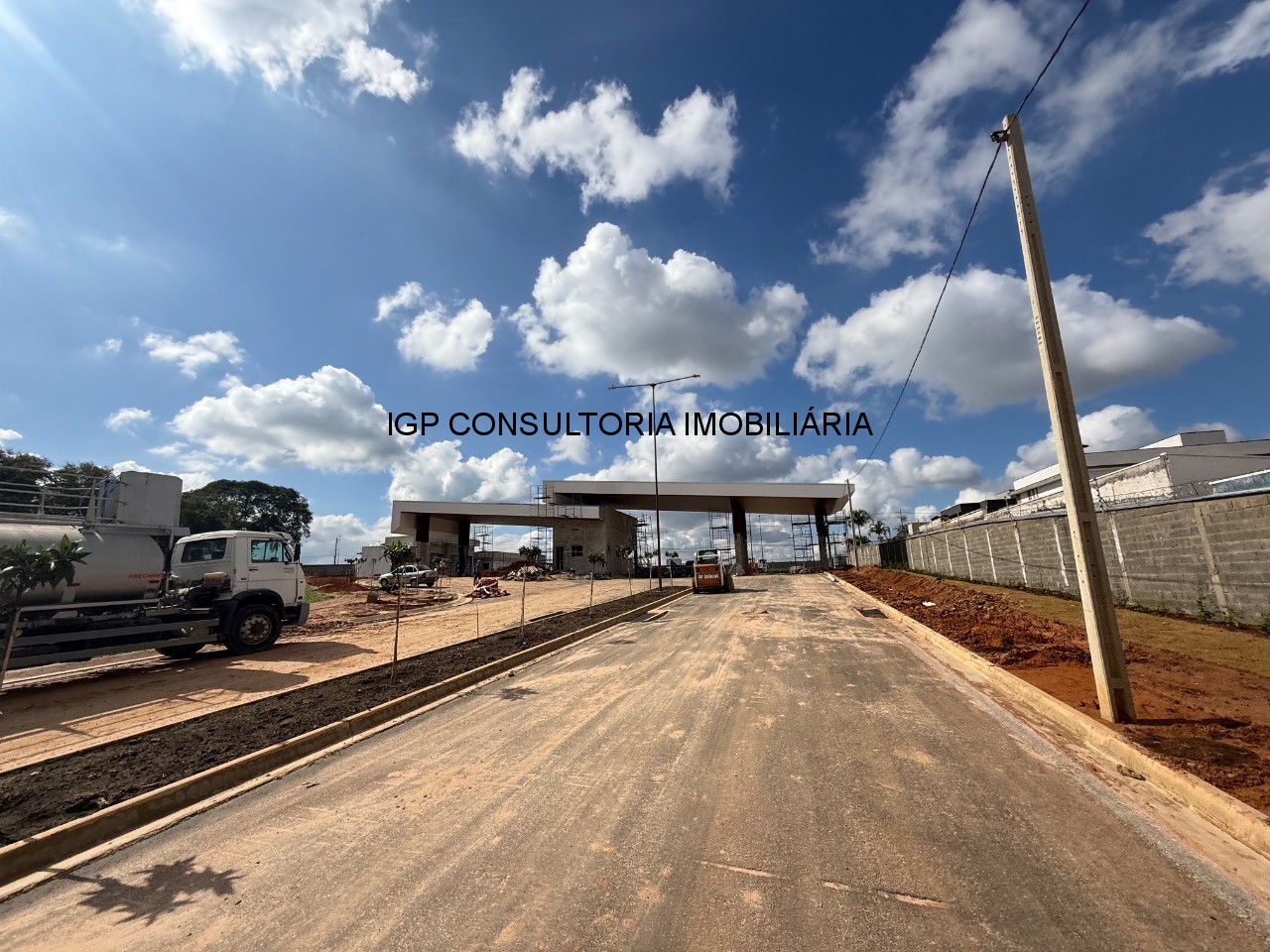Terreno em Condomínio à venda em Indaiatuba-SP Jardim Maison Suisse 300m² de área