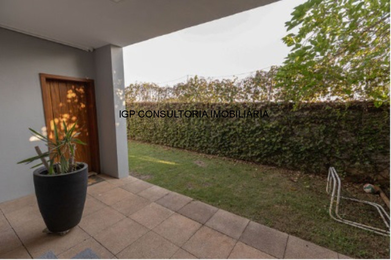 Luxuosa casa em condomínio à venda em Indaiatuba-SP, Jardim Vila Paradiso: 4 quartos, 3 suítes, 3 salas, 3 vagas, 515m². Venha conferir!