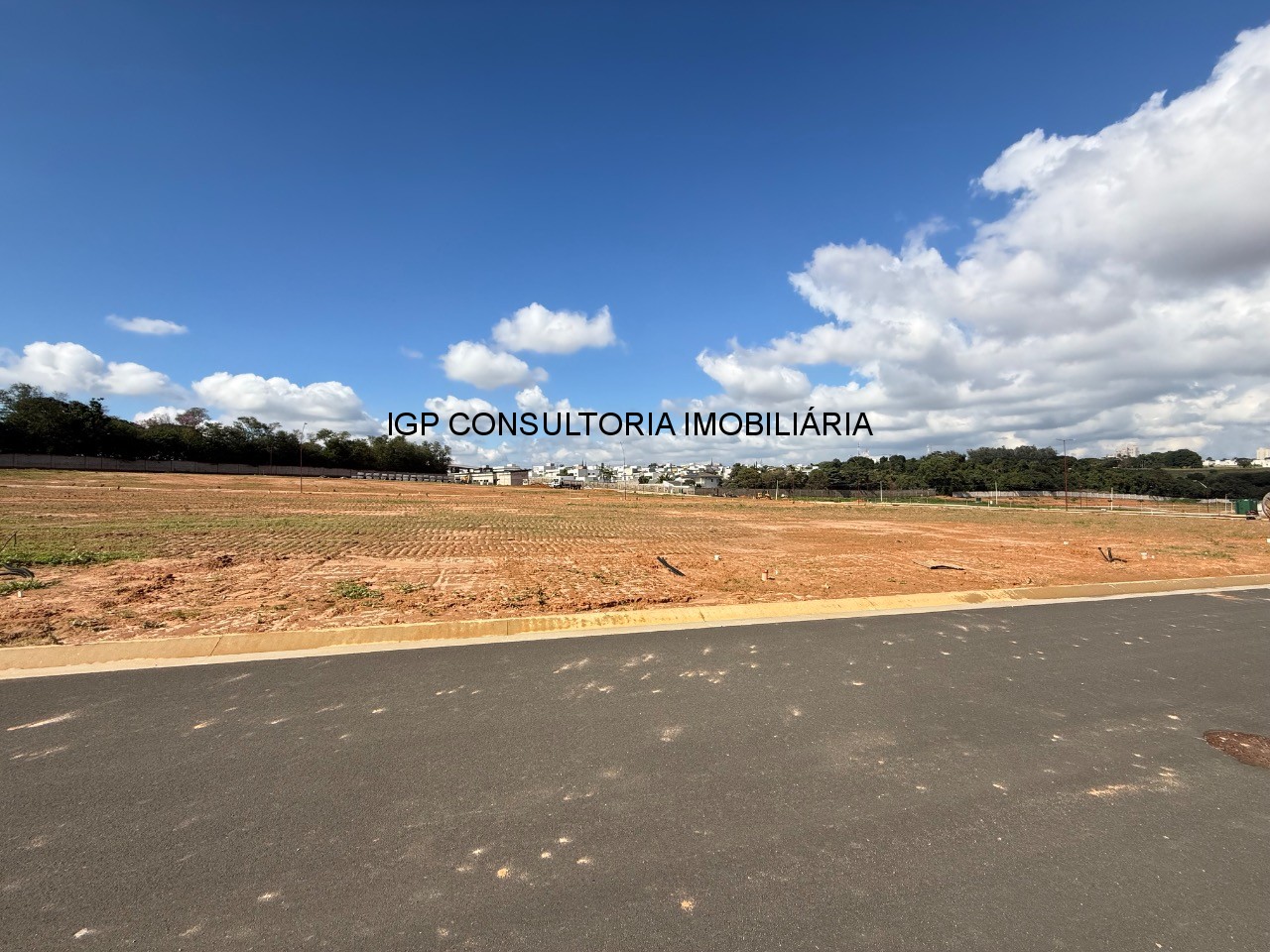 Terreno em condomínio à venda em indaiatuba-sp jardim maison