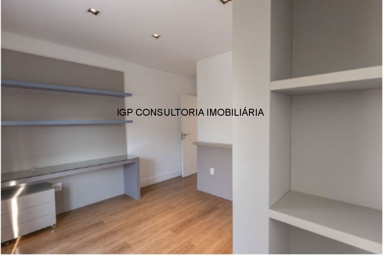 Luxuosa casa em condomínio à venda em Indaiatuba-SP, Jardim Vila Paradiso: 4 quartos, 3 suítes, 3 salas, 3 vagas, 515m². Venha conferir!