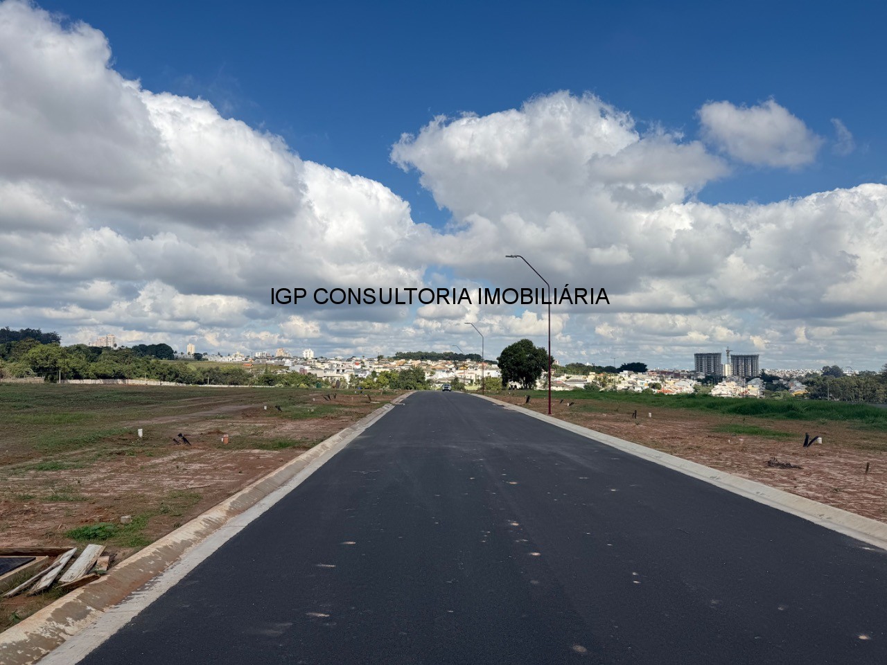 Terreno em condomínio à venda em indaiatuba-sp jardim maison