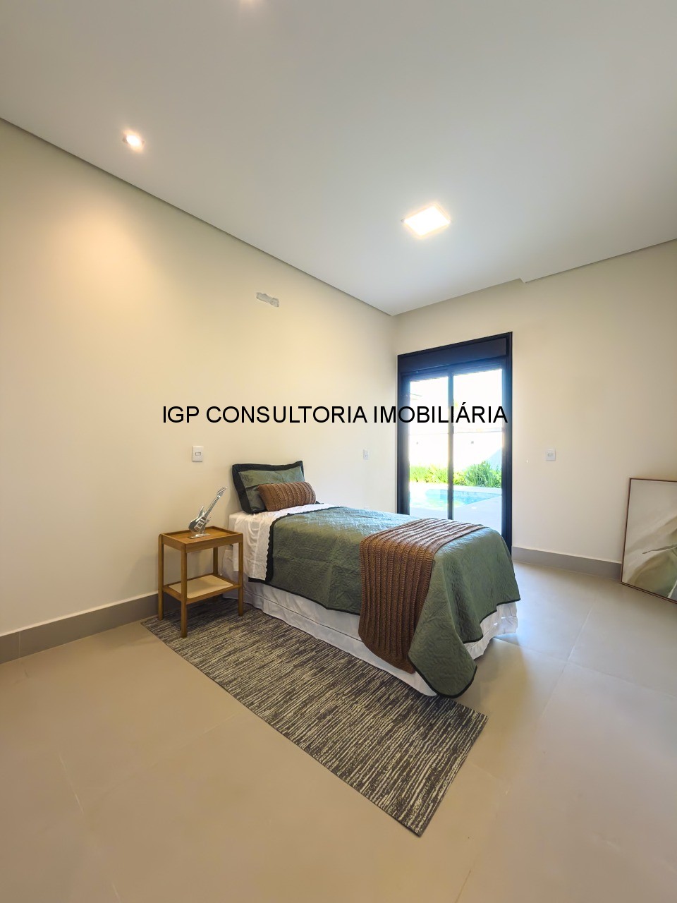 Casa em Condomínio de Luxo com 3 Suítes à Venda em Indaiatuba-SP - Jardim Residencial Dona Maria Cândida - 221,90 m²
