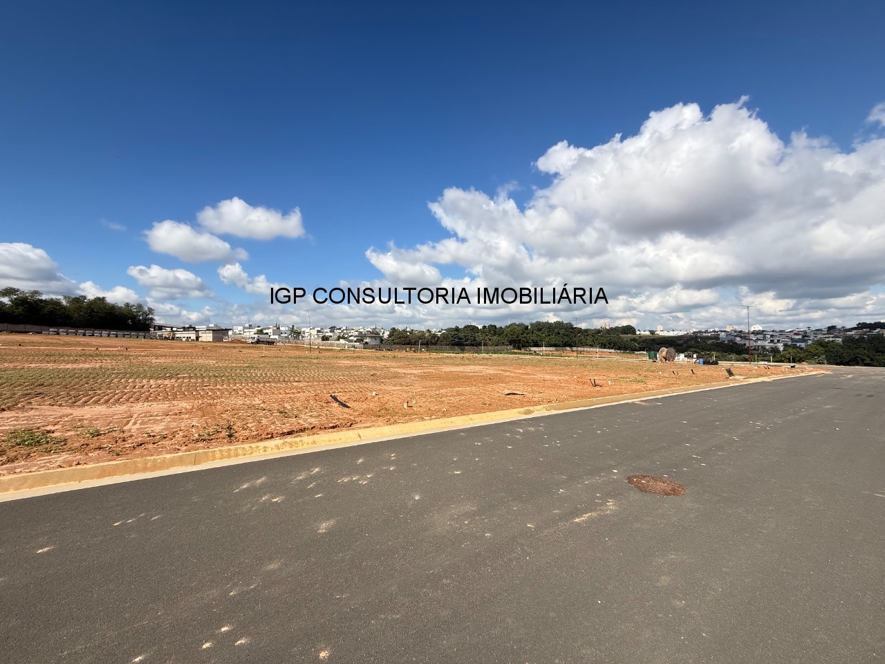 Terreno em condomínio à venda em indaiatuba-sp jardim maison