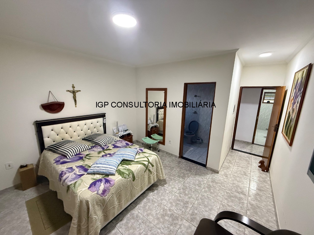 Chácara à venda em Indaiatuba-SP, Colinas de Indaiatuba: 3 quartos, 2 suítes, 2 salas, 4 banheiros, 2 vagas, 246m².