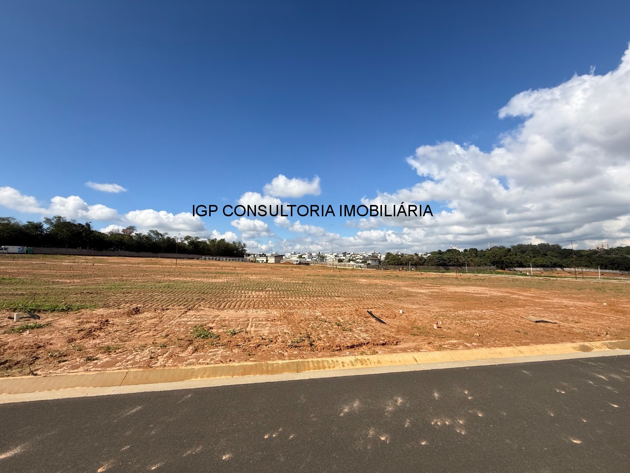 Terreno em condomínio à venda em indaiatuba-sp jardim maison
