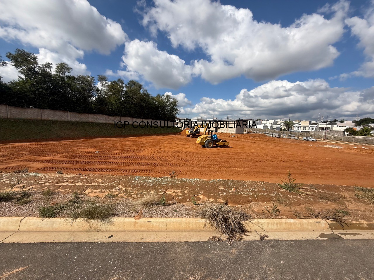 Terreno em Condomínio à venda em Indaiatuba-SP Jardim Maison Suisse 300m² de área