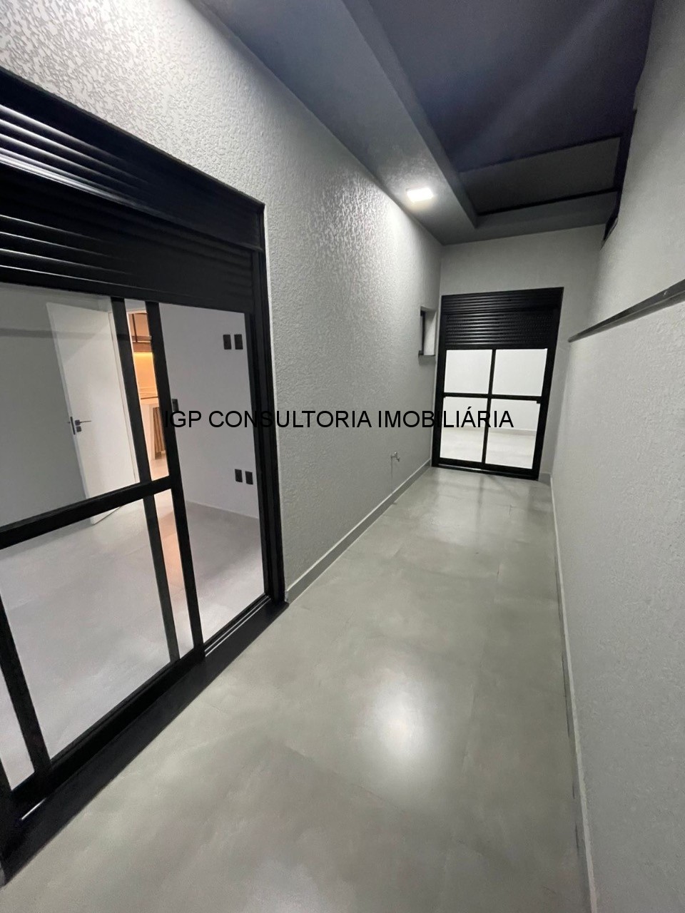 Casa de alto padrão à venda em condomínio exclusivo de indai