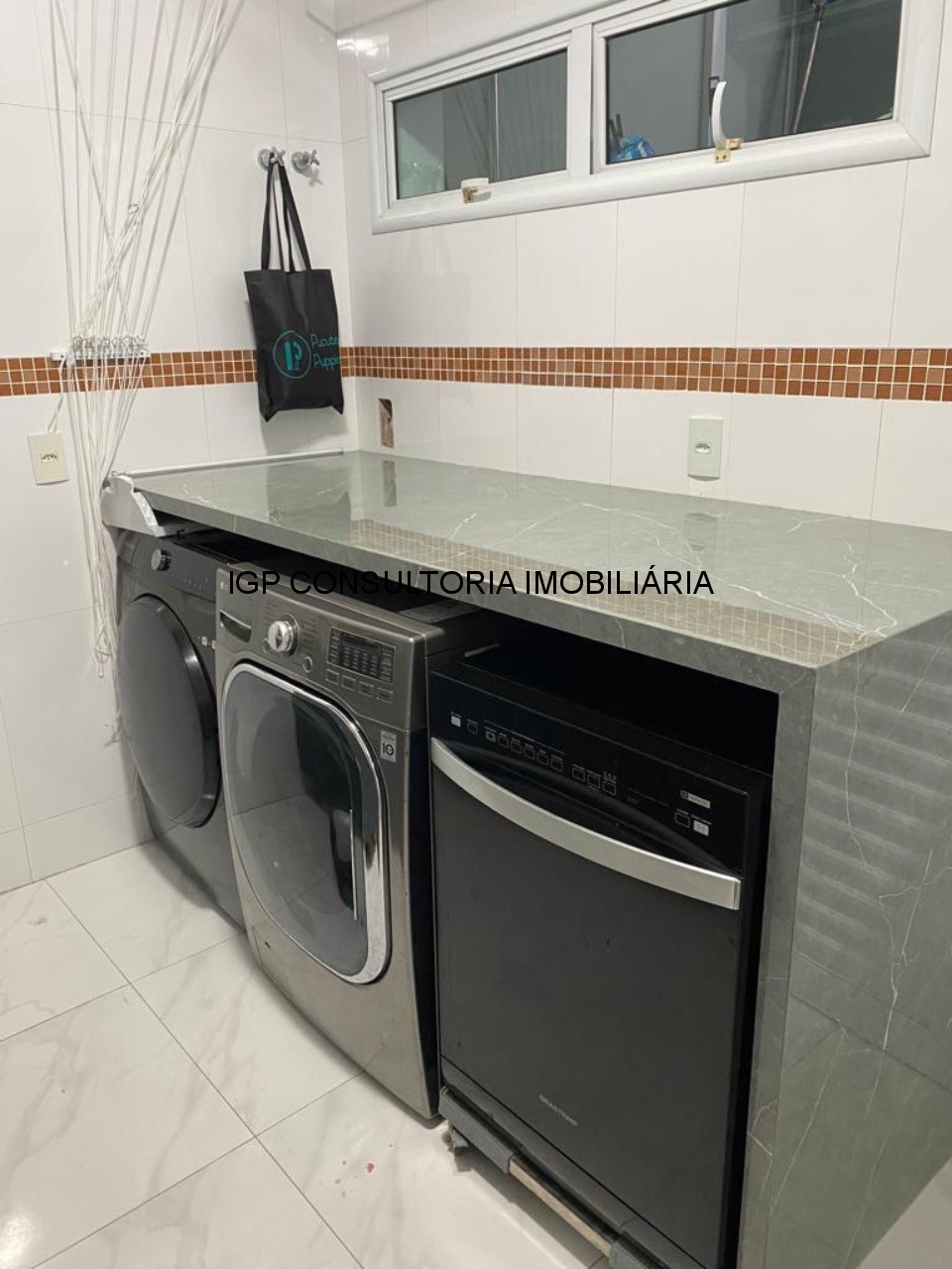 Casa, 4 quartos, 384 m² - Foto 33