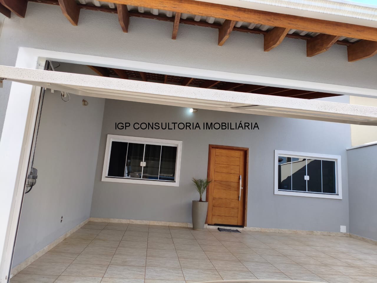 Imperdível: Casa à venda em Indaiatuba-SP, Vila Florença! 3 quartos, 1 suite, 3 salas, 2 vagas de garagem, 117,20 m² de área.