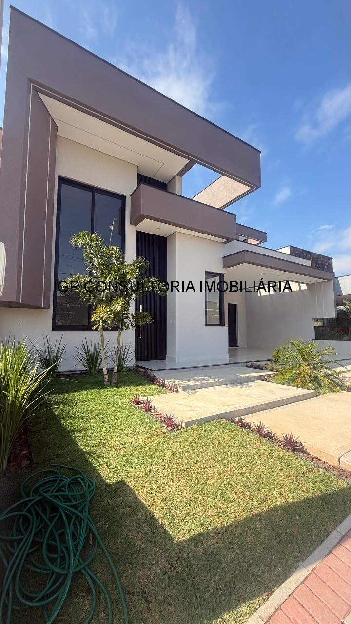Casa em Condomínio à Venda em Indaiatuba-SP, Jardim Laguna: 3 quartos, 1 suíte, 2 salas, 4 banheiros, 4 vagas, 190,45 m².