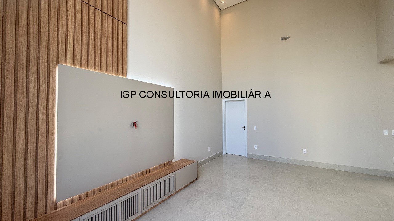 Casa em Condomínio à Venda em Indaiatuba-SP, Jardim Laguna: 3 quartos, 1 suíte, 2 salas, 4 banheiros, 4 vagas, 190,45 m².