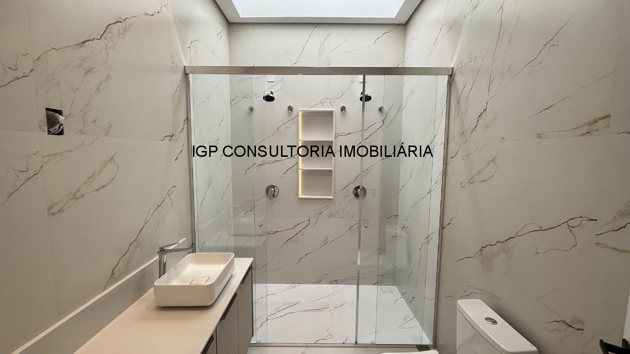Casa em Condomínio à Venda em Indaiatuba-SP, Jardim Laguna: 3 quartos, 1 suíte, 2 salas, 4 banheiros, 4 vagas, 190,45 m².