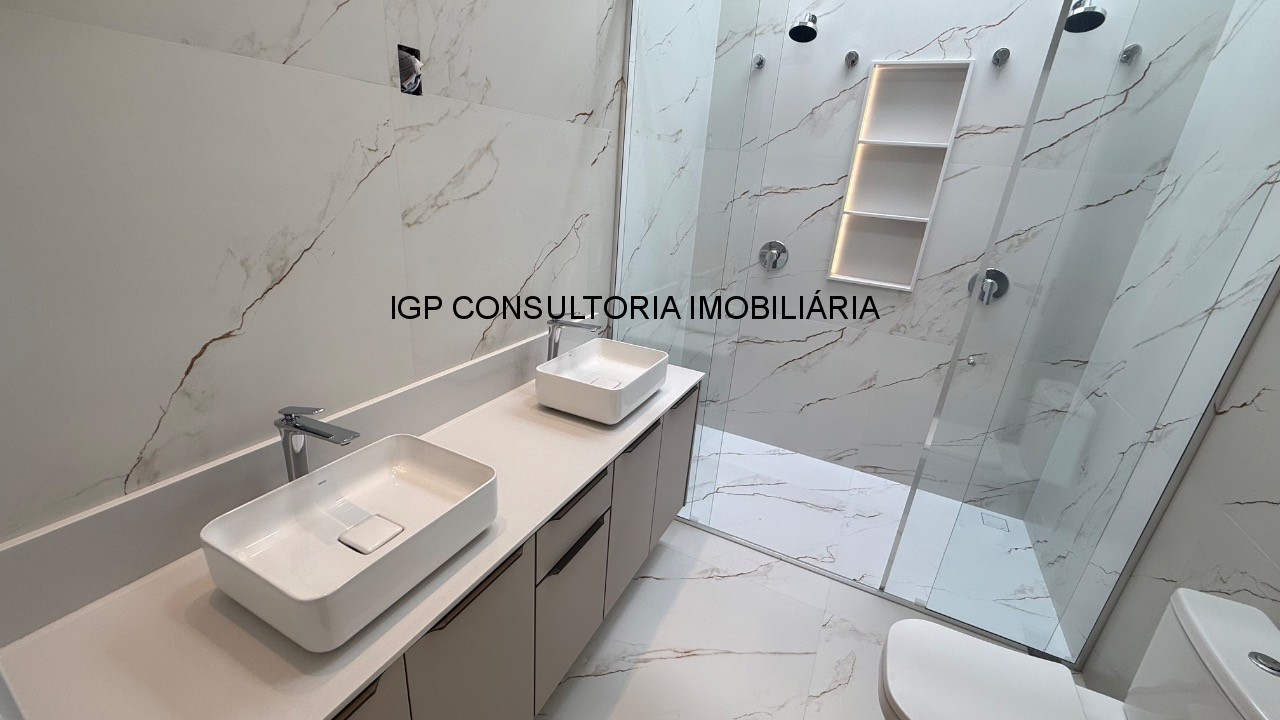 Casa em Condomínio à Venda em Indaiatuba-SP, Jardim Laguna: 3 quartos, 1 suíte, 2 salas, 4 banheiros, 4 vagas, 190,45 m².
