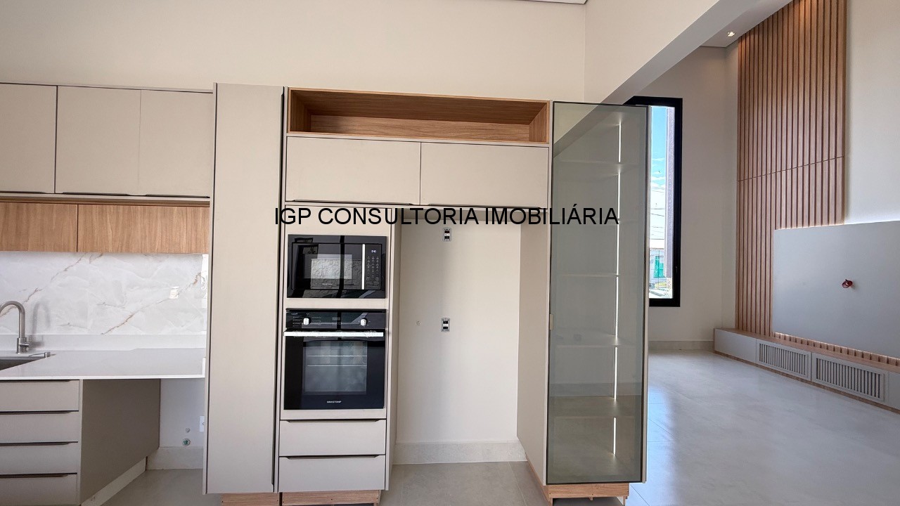Casa em Condomínio à Venda em Indaiatuba-SP, Jardim Laguna: 3 quartos, 1 suíte, 2 salas, 4 banheiros, 4 vagas, 190,45 m².