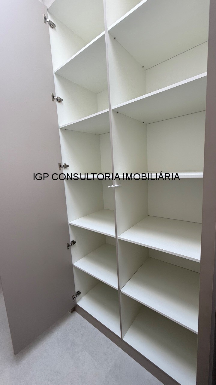 Casa em Condomínio à Venda em Indaiatuba-SP, Jardim Laguna: 3 quartos, 1 suíte, 2 salas, 4 banheiros, 4 vagas, 190,45 m².