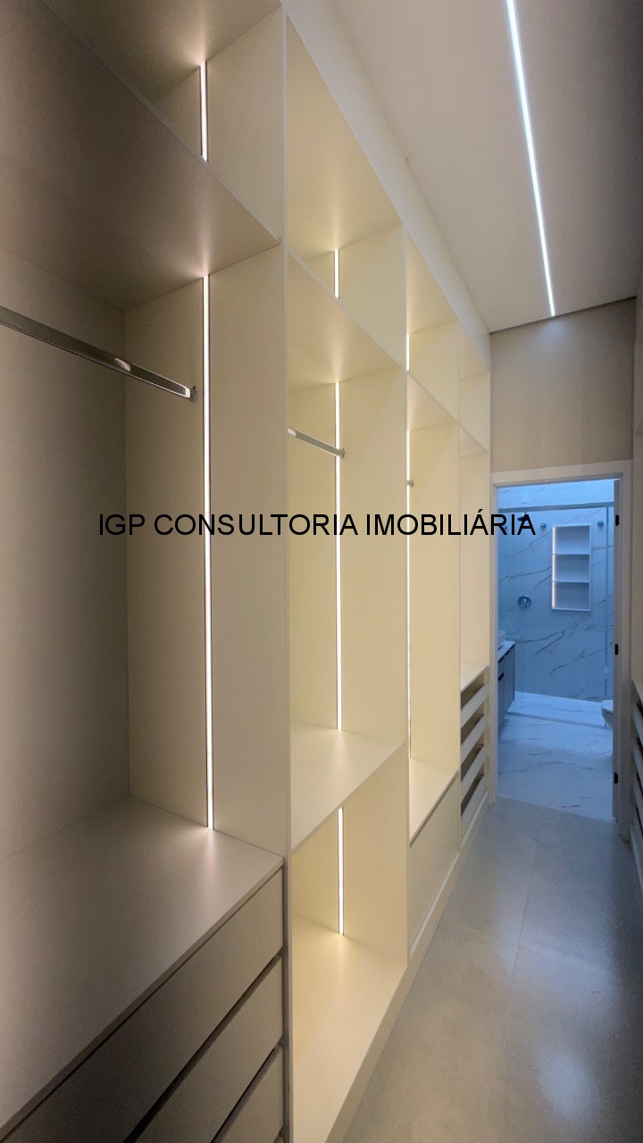 Casa em Condomínio à Venda em Indaiatuba-SP, Jardim Laguna: 3 quartos, 1 suíte, 2 salas, 4 banheiros, 4 vagas, 190,45 m².