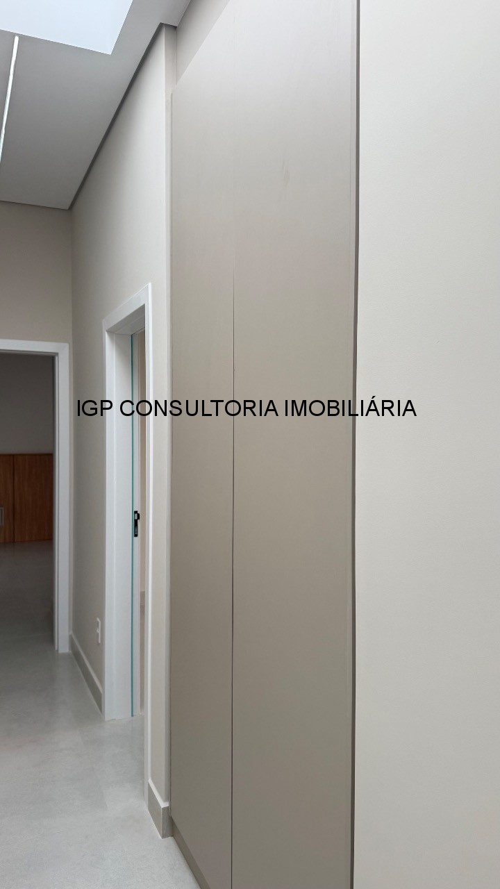 Casa em Condomínio à Venda em Indaiatuba-SP, Jardim Laguna: 3 quartos, 1 suíte, 2 salas, 4 banheiros, 4 vagas, 190,45 m².
