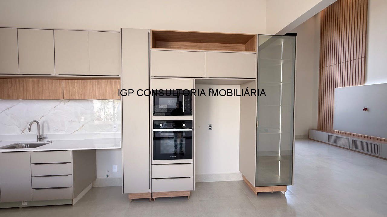 Casa em Condomínio à Venda em Indaiatuba-SP, Jardim Laguna: 3 quartos, 1 suíte, 2 salas, 4 banheiros, 4 vagas, 190,45 m².