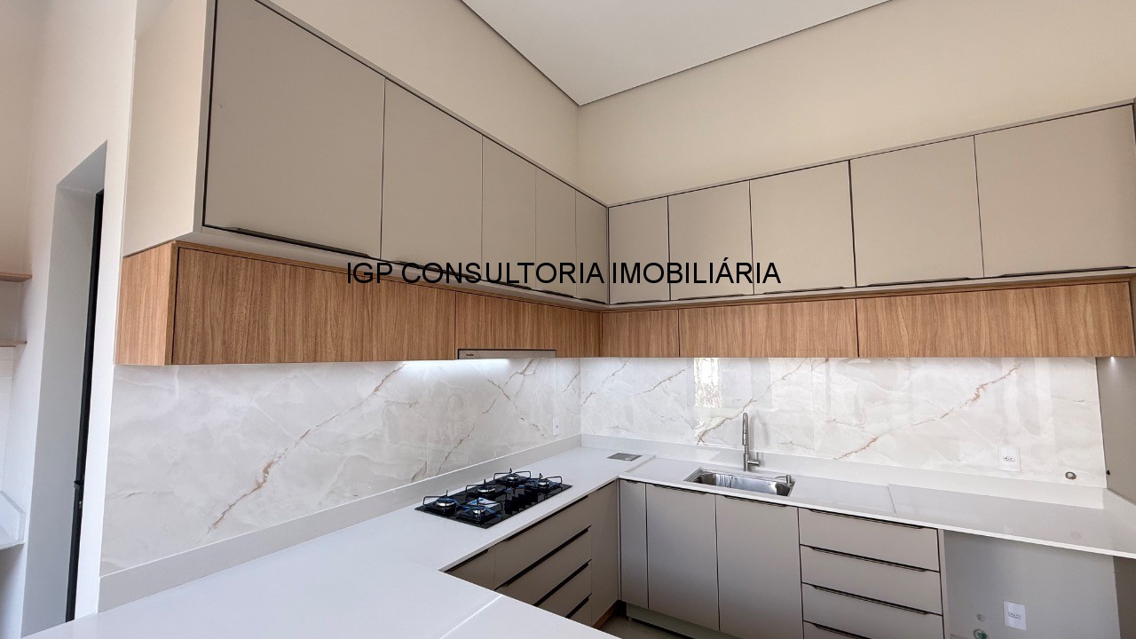 Casa em Condomínio à Venda em Indaiatuba-SP, Jardim Laguna: 3 quartos, 1 suíte, 2 salas, 4 banheiros, 4 vagas, 190,45 m².