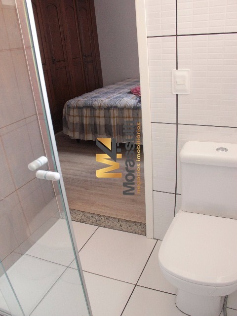 Casa à venda com 3 quartos, 200m² - Foto 19