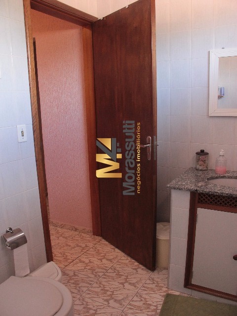 Casa à venda com 3 quartos, 200m² - Foto 28