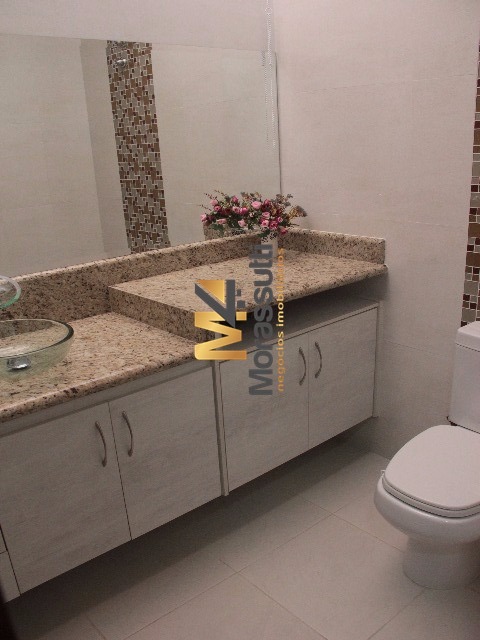Casa à venda com 3 quartos, 200m² - Foto 12