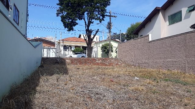 Terreno, 303 m² - Foto 2