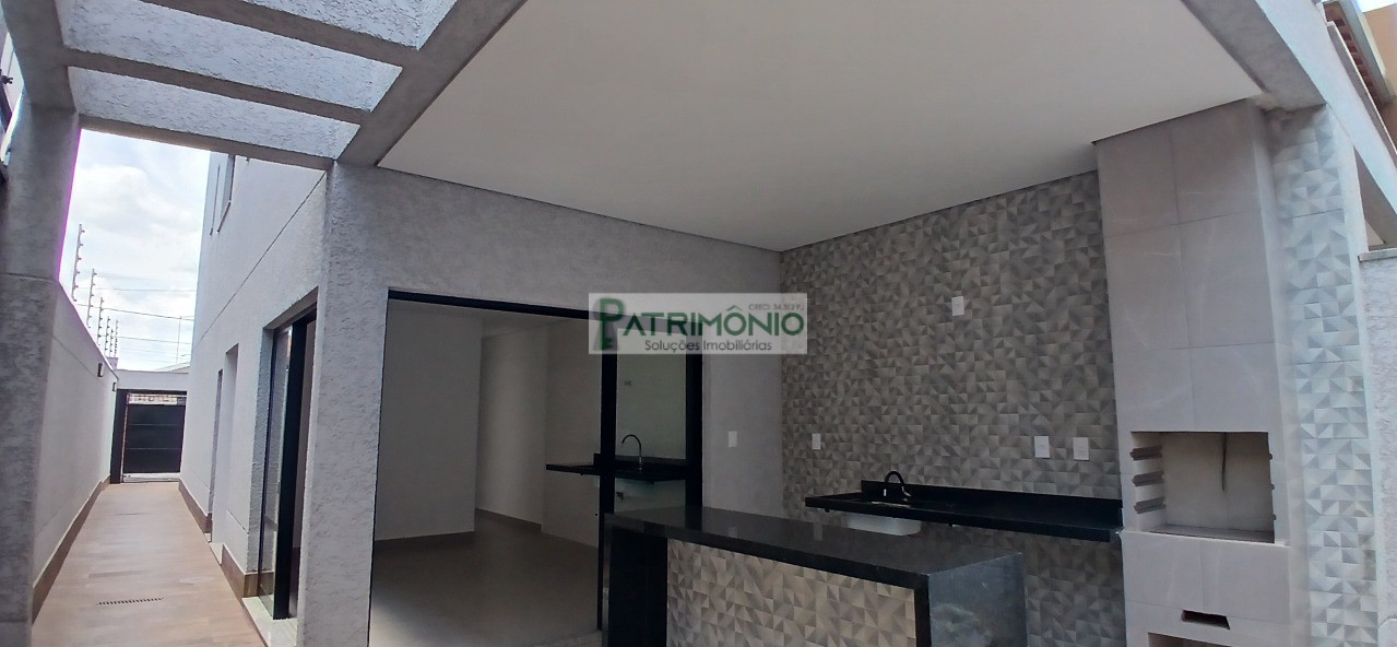 Imperdível oportunidade: Casa à venda em Jaguariúna-SP, Jardim Europa, 3 quartos, 1 suíte, 3 salas, 2 vagas, 118m².