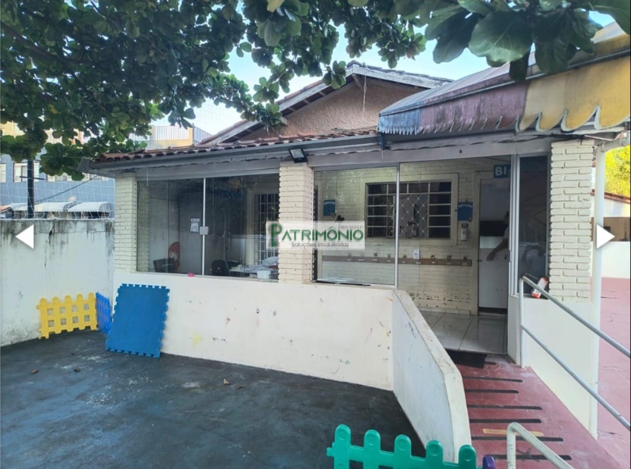 Casa, 6 quartos, 558 m² - Foto 1