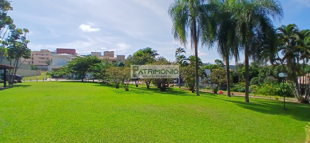 Lote a venda em condimínio de alto padrão