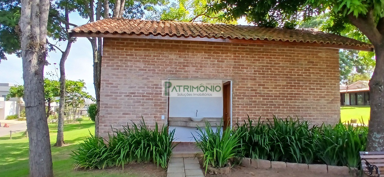 Lote a venda em condimínio de alto padrão