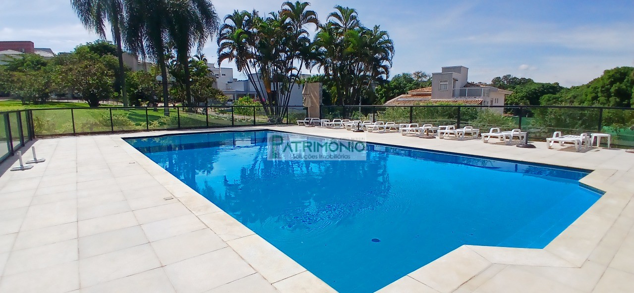 Lote a venda em condimínio de alto padrão