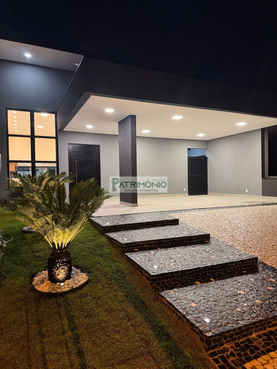 Casa, 2 quartos, 256 m² - Foto 1