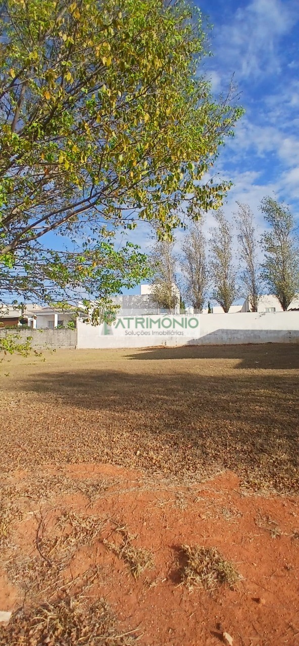 Terreno, 1358 m² - Foto 1