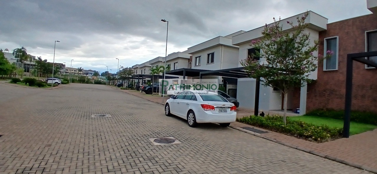 Casa, 3 quartos, 215 m² - Foto 3