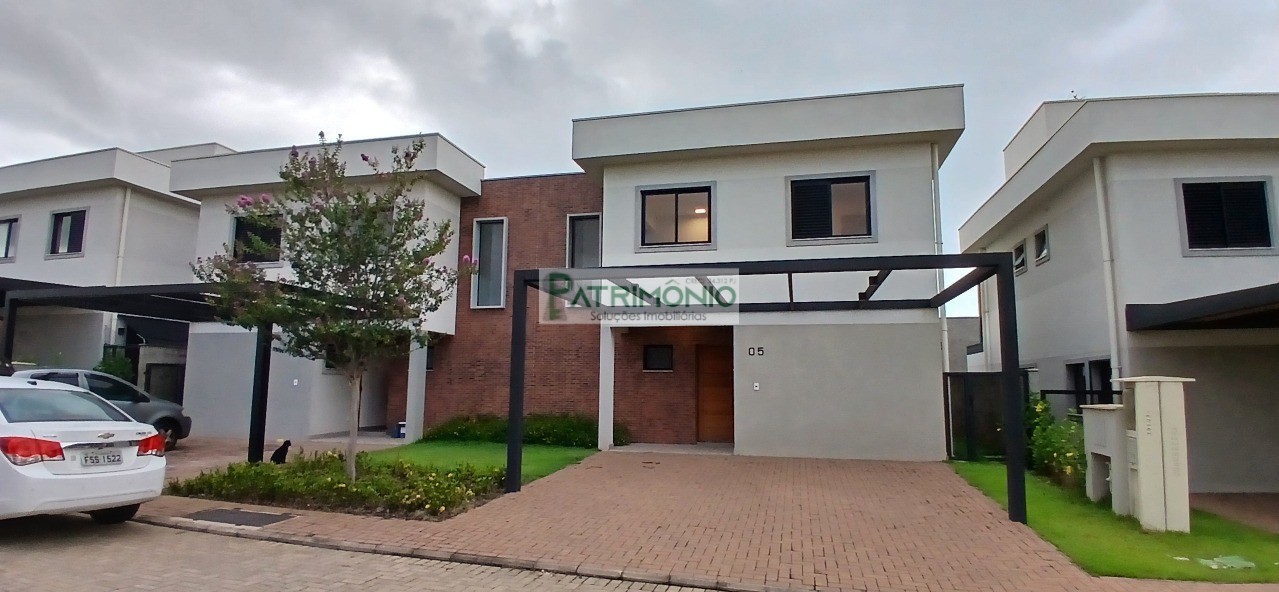 Casa, 3 quartos, 215 m² - Foto 1