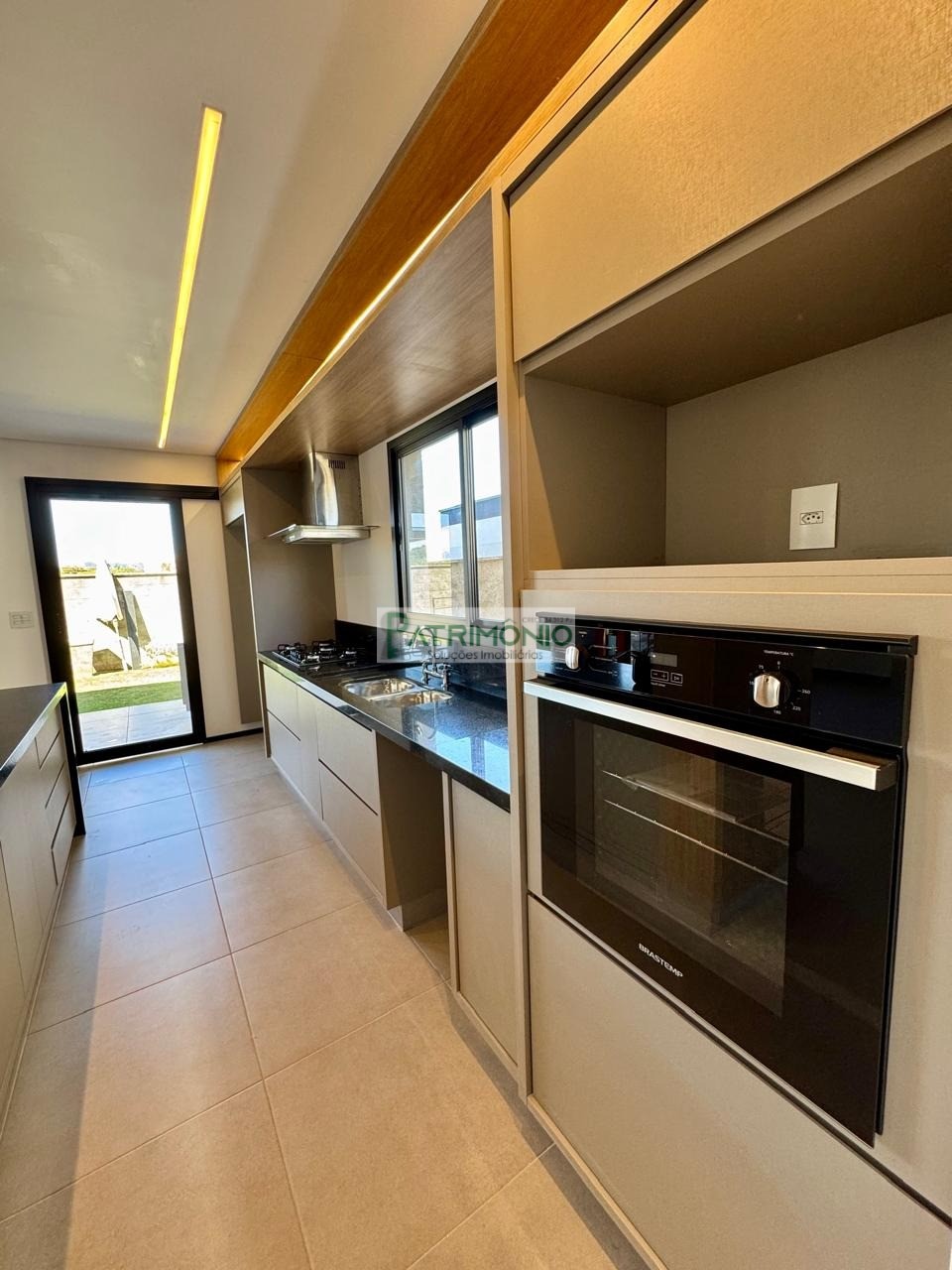 Casa, 3 quartos, 215 m² - Foto 33