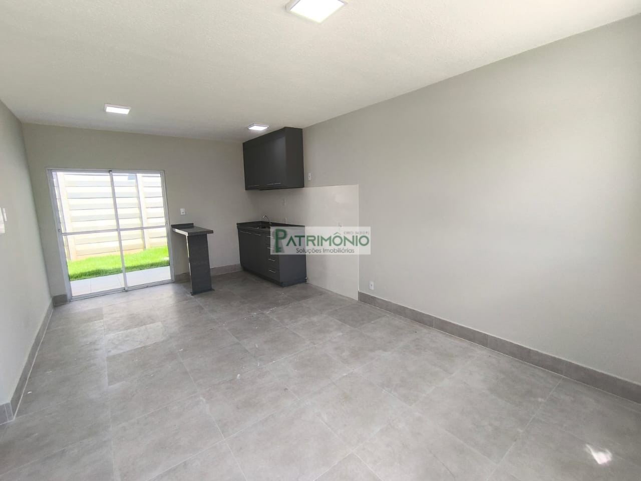 Casa, 2 quartos, 69 m² - Foto 1