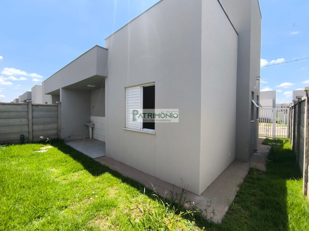 Casa, 2 quartos, 69 m² - Foto 2