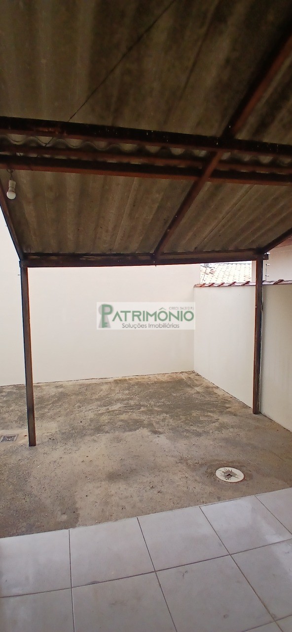 Ótima Casa no Jardim Europa com Churrasqueira!