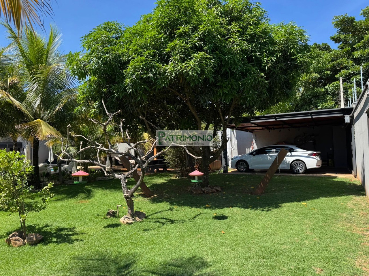 Casa de luxo à venda em cosmópolis-sp, parque das laranjeira