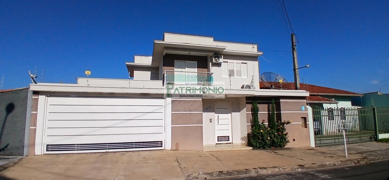 Casa, 4 quartos, 289 m² - Foto 1