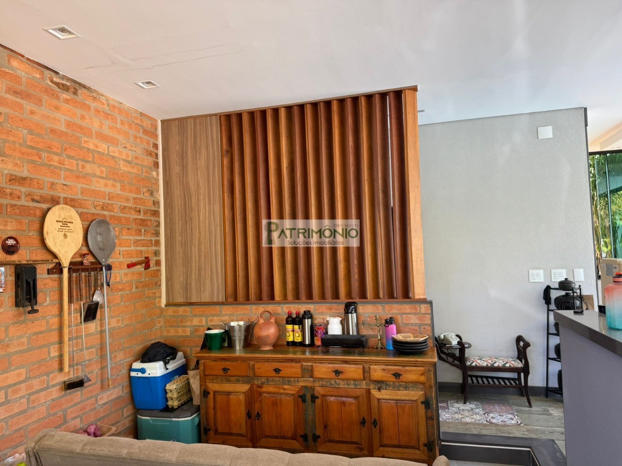 Casa de luxo à venda em cosmópolis-sp, parque das laranjeira