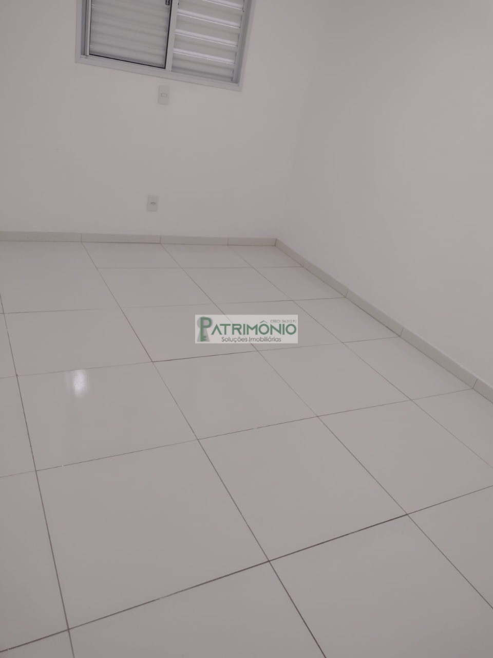 Aluguel de apartamento de 2 quartos com 2 vagas de garagem n